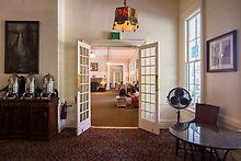 Wawona Hotel, Yosemite National Park.  ( )