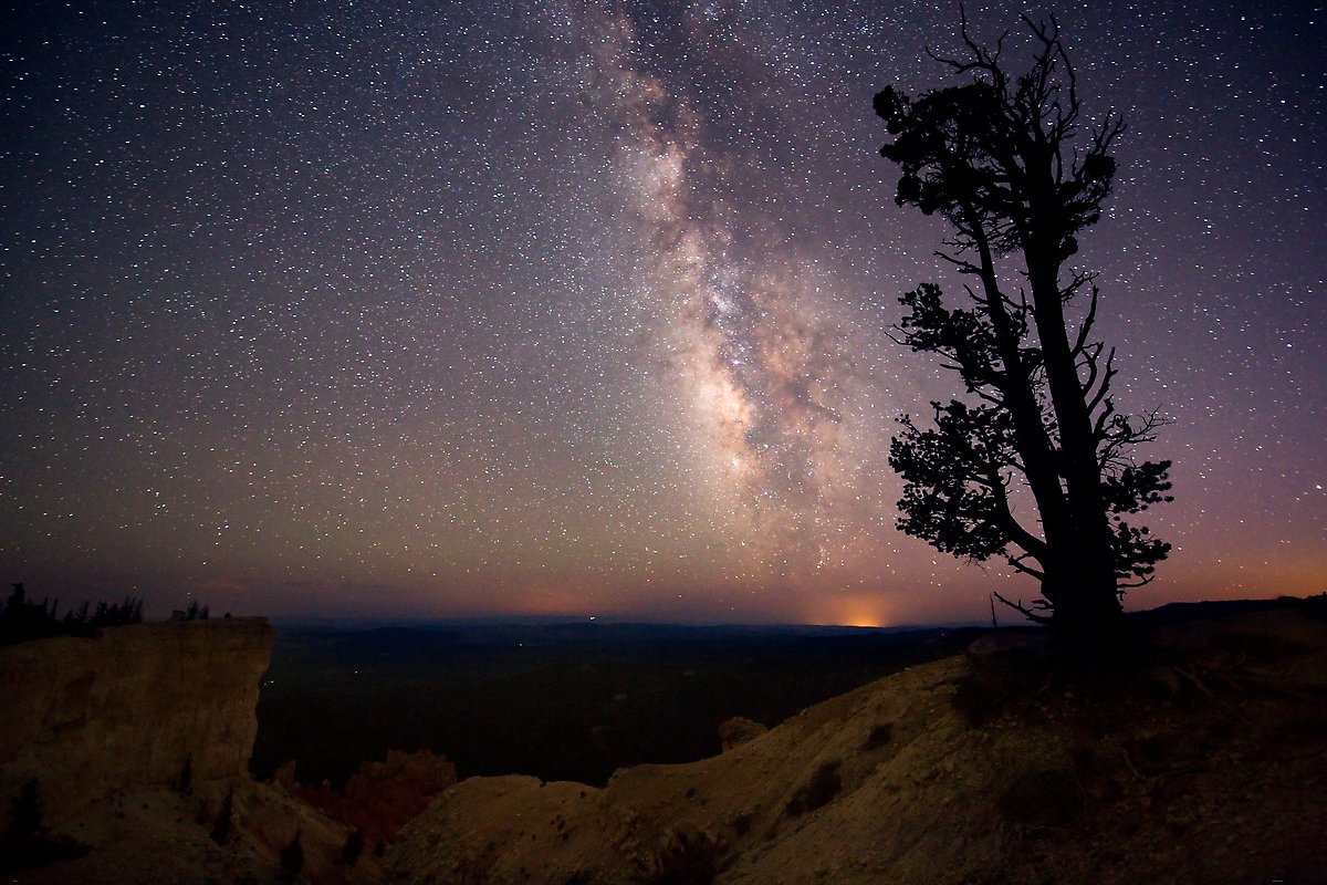 Bryce Canyon National Park.  ()