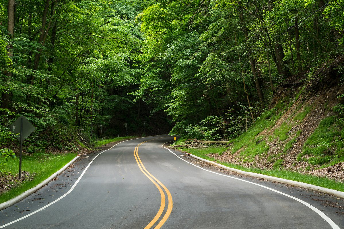 Boston Mills Road. Cuyahoga Valley National Park.  ()