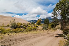 Medano Pass Primitive Road. Great Sand Dunes National Park.  ( )