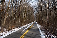 Dunes Highway. Indiana Dunes National Park.  ( )