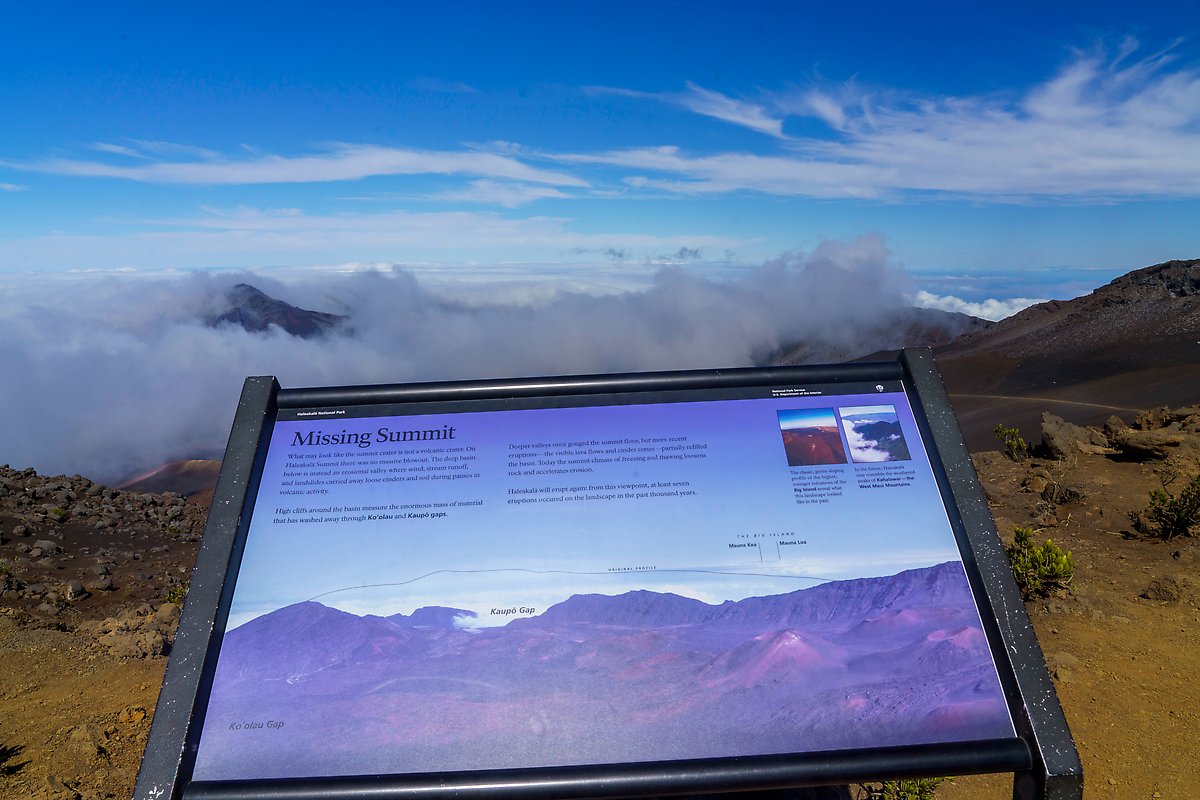Haleakala Crater. Haleakala National Park.  ()