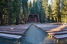 Manzanita Lake Campground. Lassen Volcanic National Park.  ( )