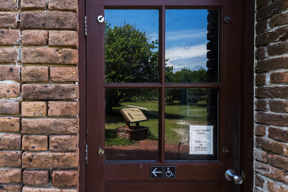 Fort Jefferson courtyard, visitor center. Dry Tortugas National Park.  ()