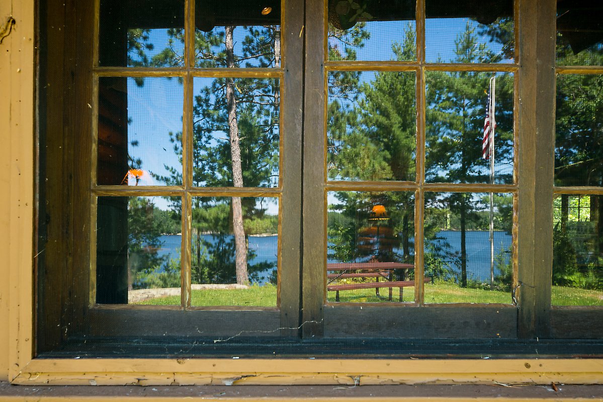Kabetogama Lake. Ash River visitor center. Voyageurs National Park.  ()